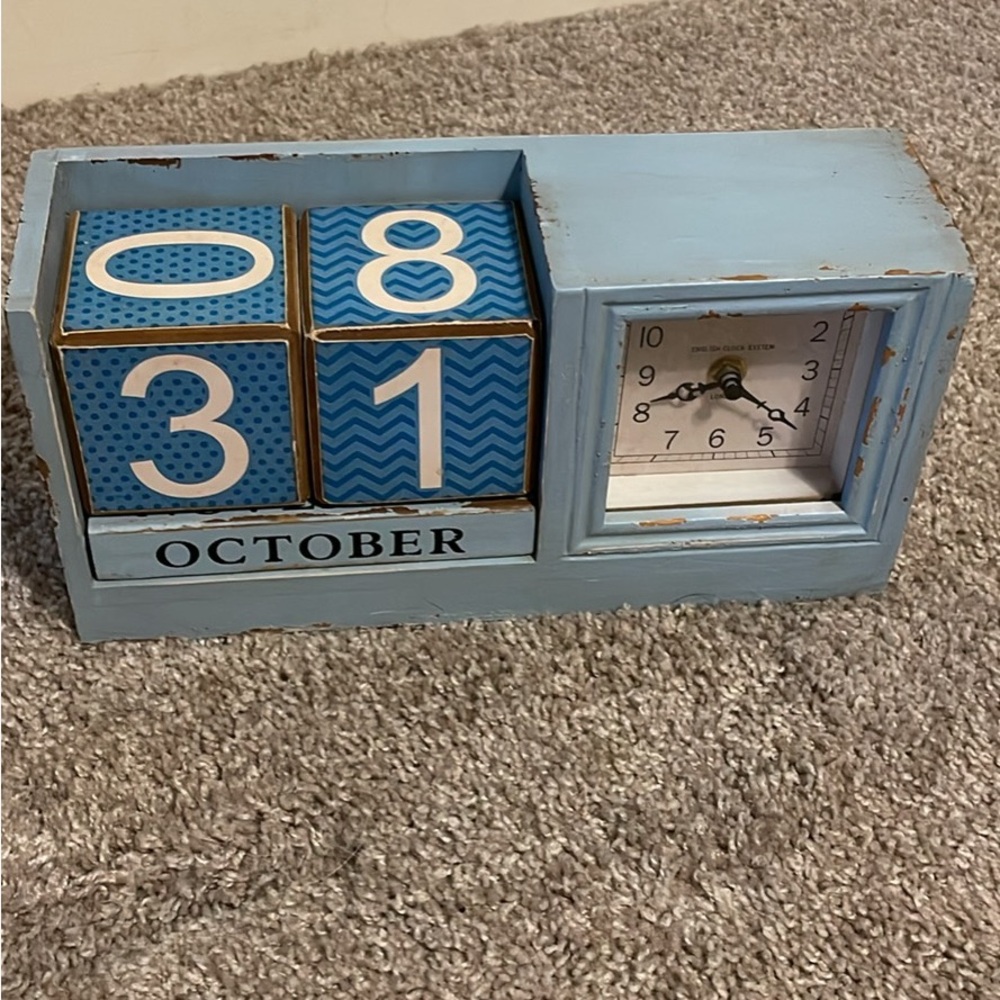 Clock and Calendar Date Set
